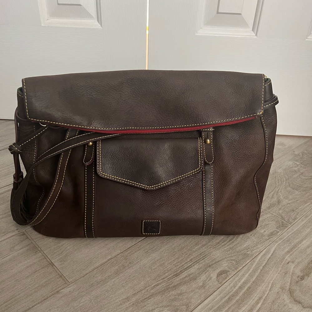 Dooney and Burke Smith Bag - Pristine Condition!
